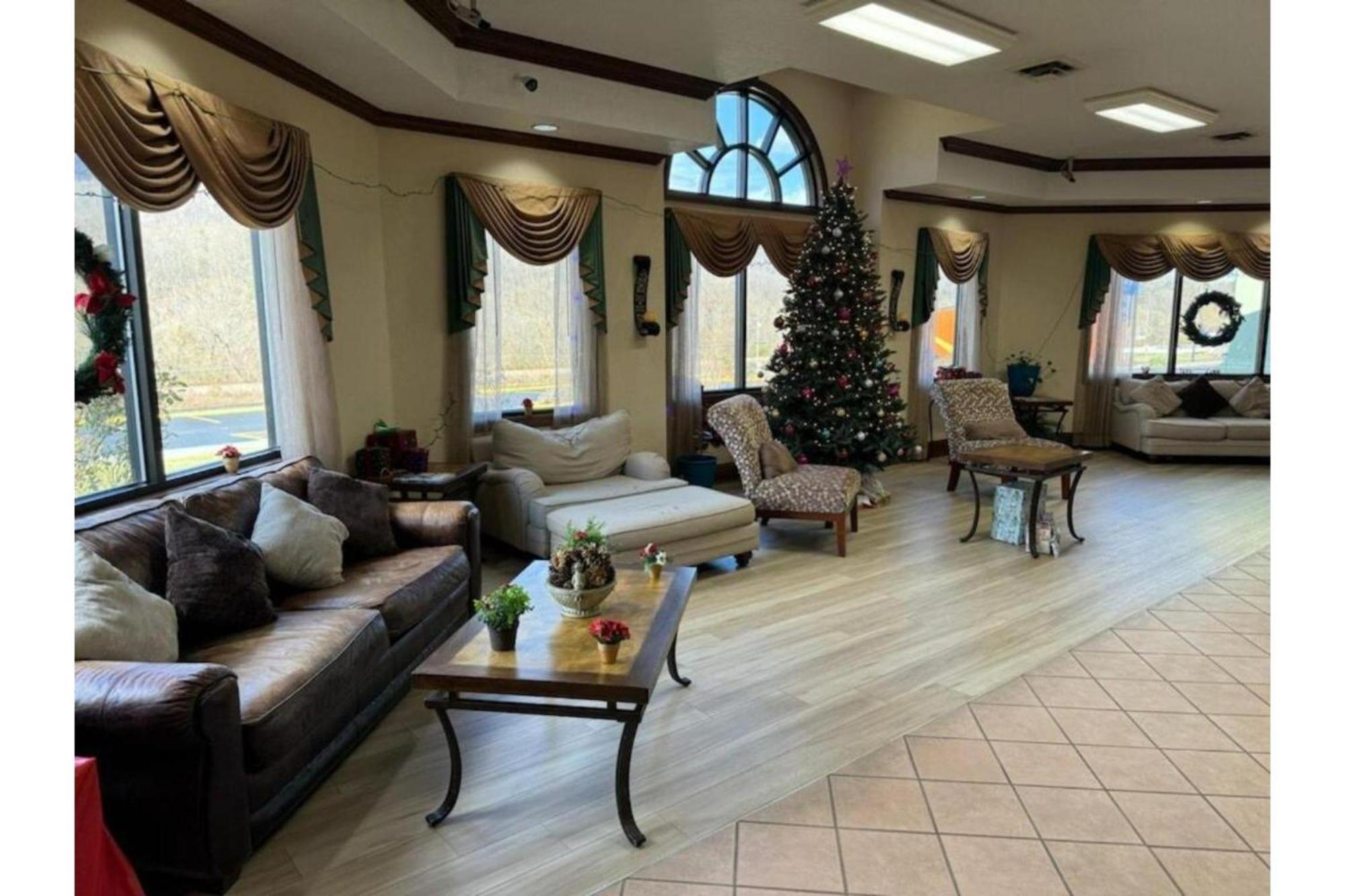 Oyo Hotel Harriman Near I-40 Luaran gambar