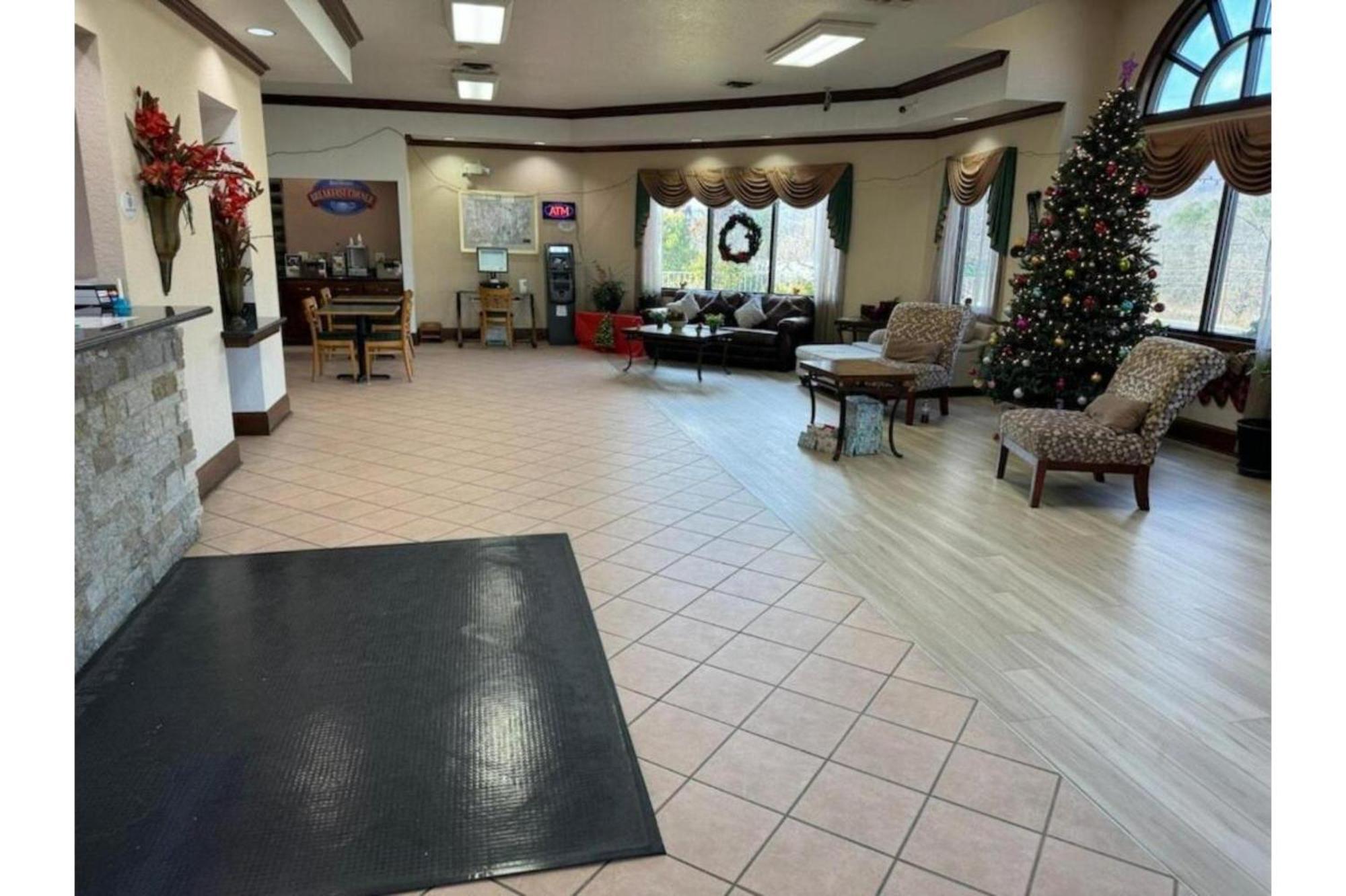 Oyo Hotel Harriman Near I-40 Luaran gambar